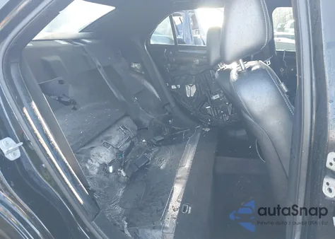 2013 Chrysler 300C John Varvatos Limited Edition из США, поврежденный, VIN 2C3CCADT6DH740978